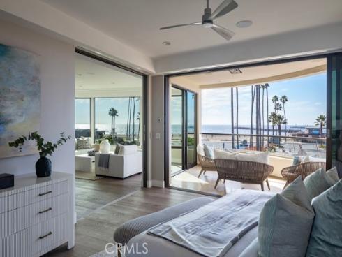 3000  Breakers   Drive, Corona del Mar, CA