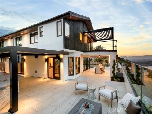 38  Drakes Bay   Drive, Corona del Mar, CA