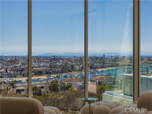 1119  Dolphin  , Corona del Mar, CA