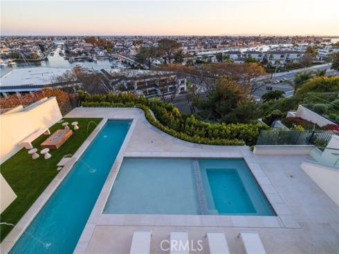 1119  Dolphin  , Corona del Mar, CA