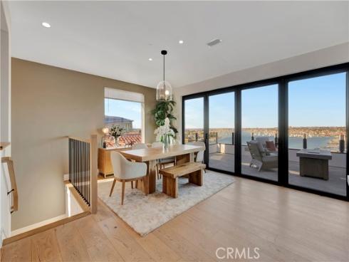 221  Carnation   Avenue, Corona del Mar, CA