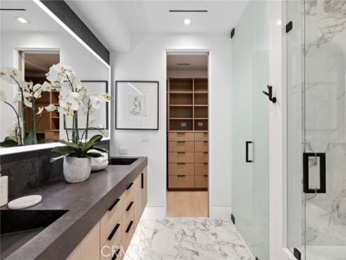 310  Heliotrope   Avenue, Corona del Mar, CA