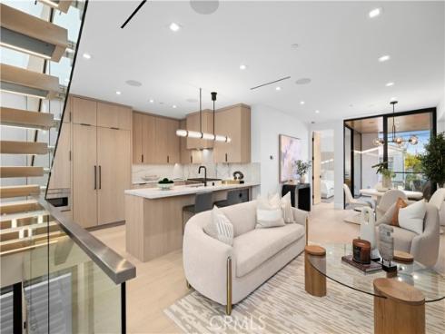 310  Heliotrope   Avenue, Corona del Mar, CA