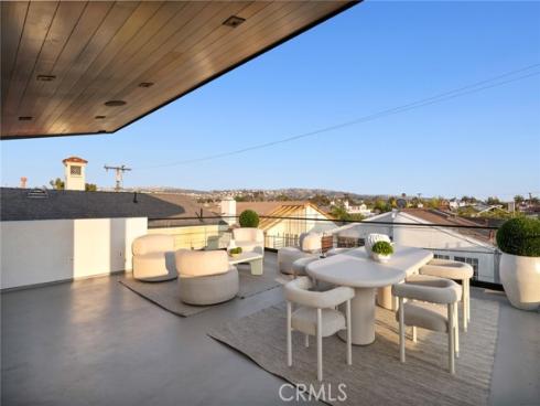 310  Heliotrope   Avenue, Corona del Mar, CA