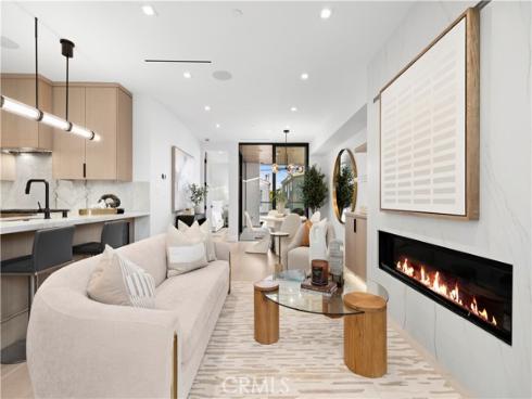 310  Heliotrope   Avenue, Corona del Mar, CA