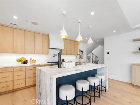 516 Acacia 1-2 Avenue, Corona del Mar, CA