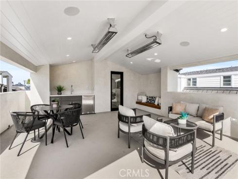 516 Acacia 1-2 Avenue, Corona del Mar, CA