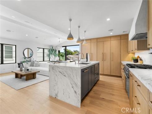 516 Acacia 1-2 Avenue, Corona del Mar, CA