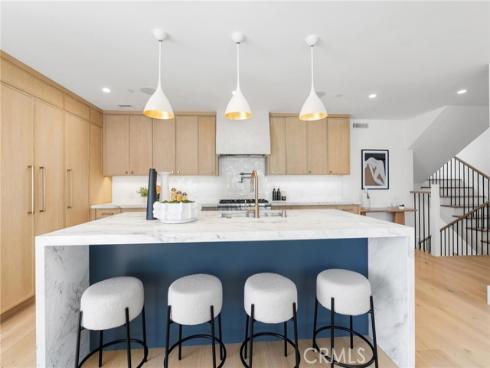 516 Acacia 1-2 Avenue, Corona del Mar, CA