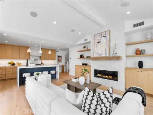 516 Acacia 1-2 Avenue, Corona del Mar, CA