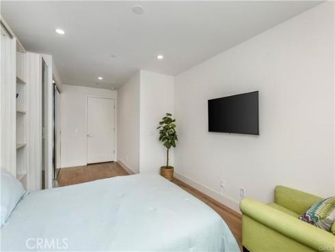 3920 E Coast Highway , Corona del Mar, CA