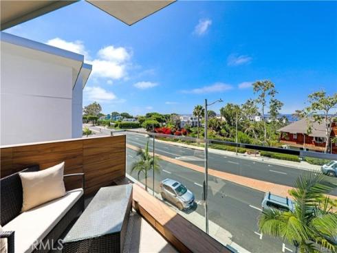 3920 E Coast Highway , Corona del Mar, CA
