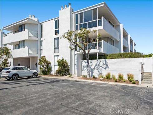 733  Avocado  108  Avenue, Corona del Mar, CA