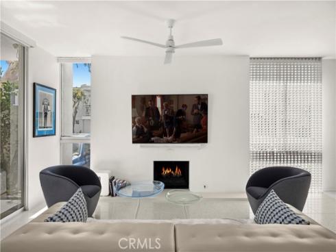 733 Avocado 108 Avenue, Corona del Mar, CA