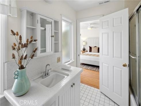 310  Marigold   Avenue, Corona del Mar, CA