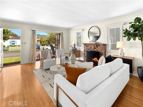 310  Marigold   Avenue, Corona del Mar, CA