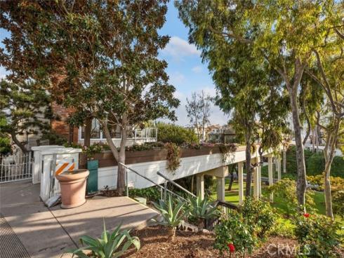 2516  Bayside   Drive, Corona del Mar, CA