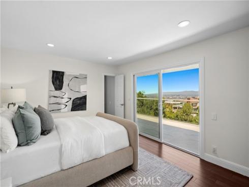 66 Drakes Bay Drive, Corona del Mar, CA