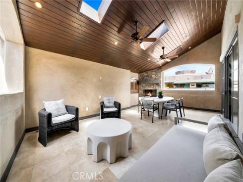430 Heliotrope Avenue, Corona del Mar, CA