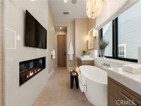 412 Heliotrope Avenue, Corona del Mar, CA