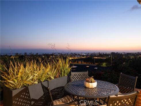 1007 White Sails Way, Corona del Mar, CA