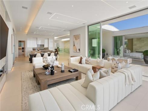 1119  Dolphin  , Corona del Mar, CA