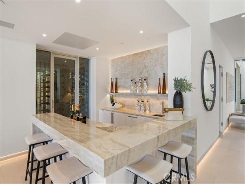 1119  Dolphin  , Corona del Mar, CA