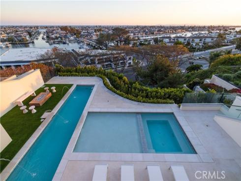 1119  Dolphin  , Corona del Mar, CA