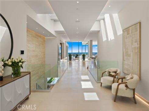 1119  Dolphin  , Corona del Mar, CA