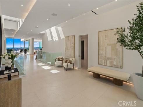 1119  Dolphin  , Corona del Mar, CA