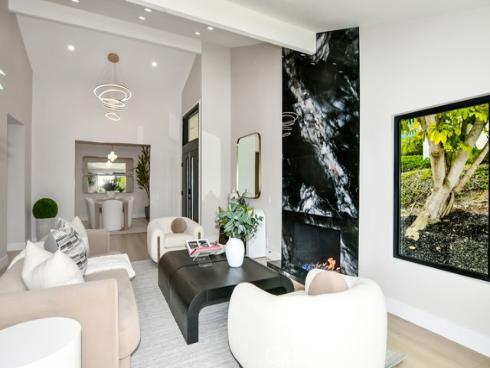 10 White Water Drive, Corona del Mar, CA