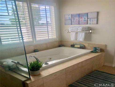 3401  5th   Avenue, Corona del Mar, CA