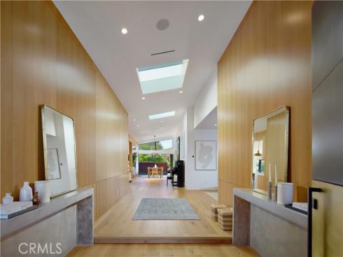 333 Milford Drive, Corona del Mar, CA