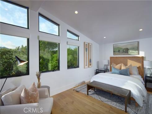 333 Milford Drive, Corona del Mar, CA