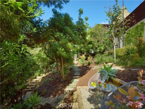 333 Milford Drive, Corona del Mar, CA