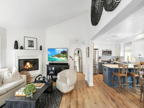 618 Iris B Avenue, Corona del Mar, CA