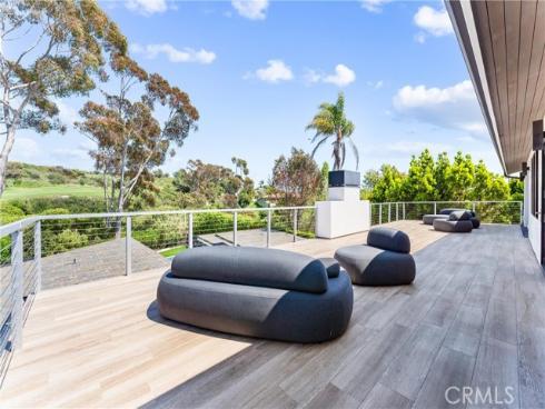 552  Seaward Rd  , Corona del Mar, CA