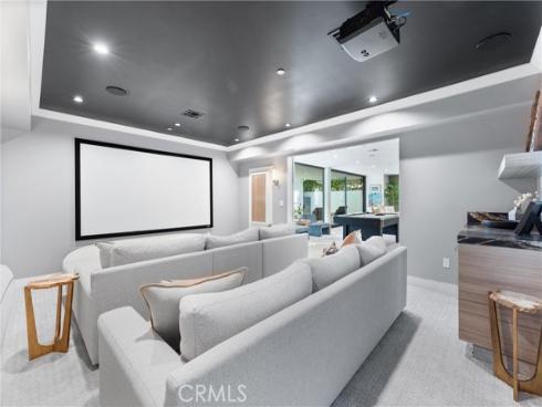 552  Seaward Rd  , Corona del Mar, CA