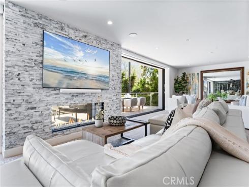 552  Seaward Rd  , Corona del Mar, CA