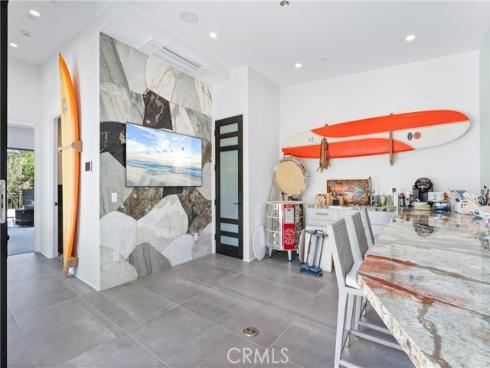 552  Seaward Rd  , Corona del Mar, CA