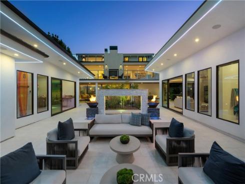552  Seaward Rd  , Corona del Mar, CA