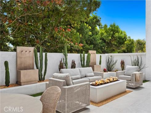 11  Mainsail   Drive, Corona del Mar, CA