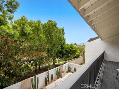 11  Mainsail   Drive, Corona del Mar, CA