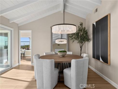 31  Carmel Bay   Drive, Corona del Mar, CA
