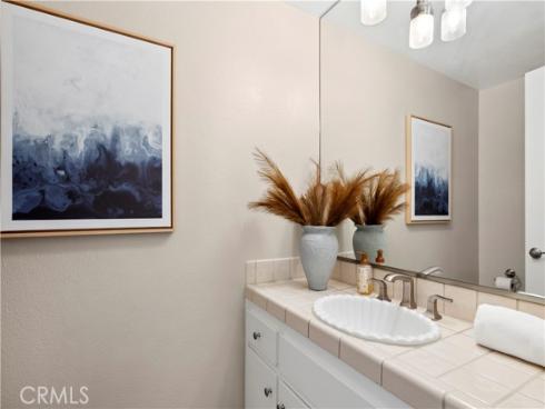 31  Carmel Bay   Drive, Corona del Mar, CA