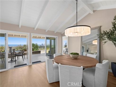 31  Carmel Bay   Drive, Corona del Mar, CA