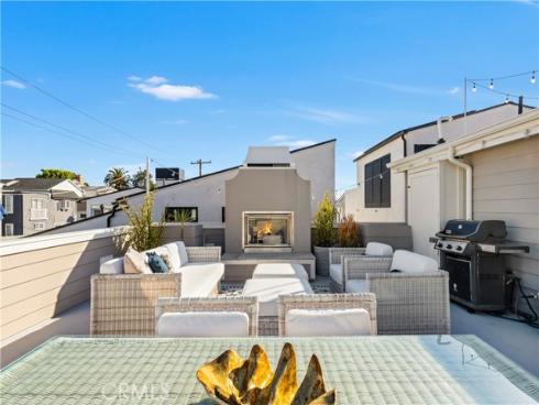 716 Iris Avenue, Corona del Mar, CA