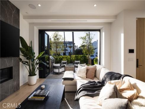 508  Goldenrod   Avenue, Corona del Mar, CA