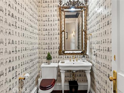 1  San Mateo   Way, Corona del Mar, CA