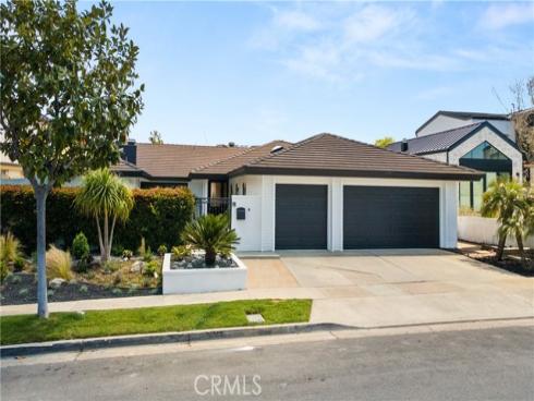 1520 Sandcastle Drive, Corona del Mar, CA